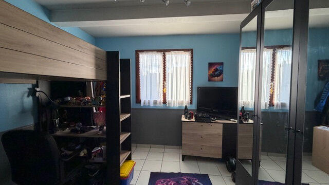 Maison - 142 m² - 2 pièces