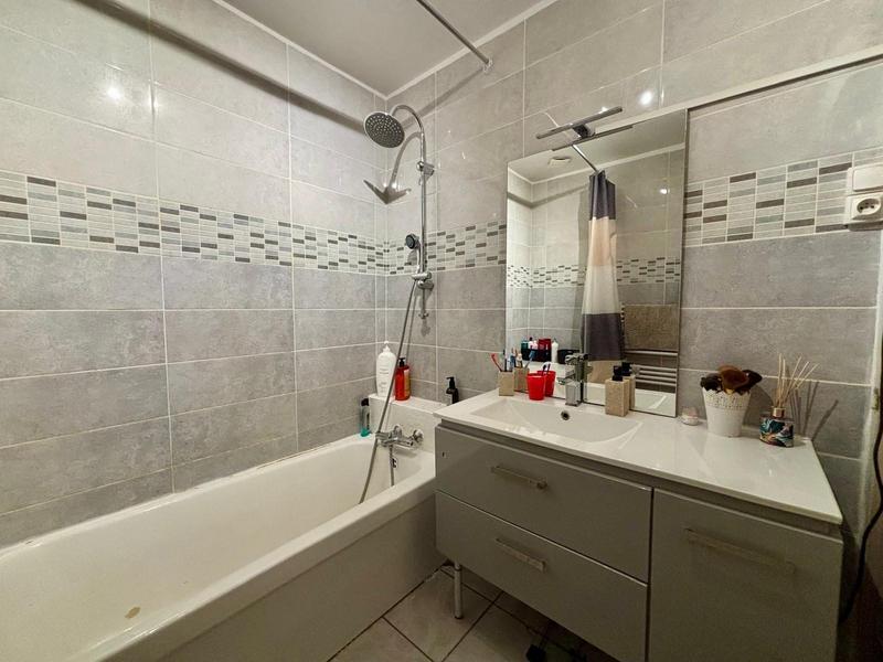 Appartement - 121 m² - 5 pièces