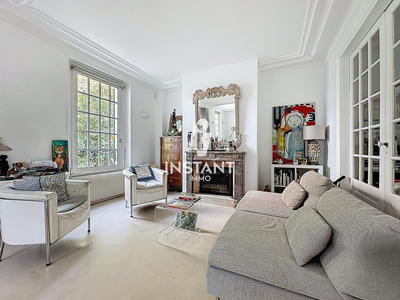 Maison ancienne - 275 m² - 8 pièces