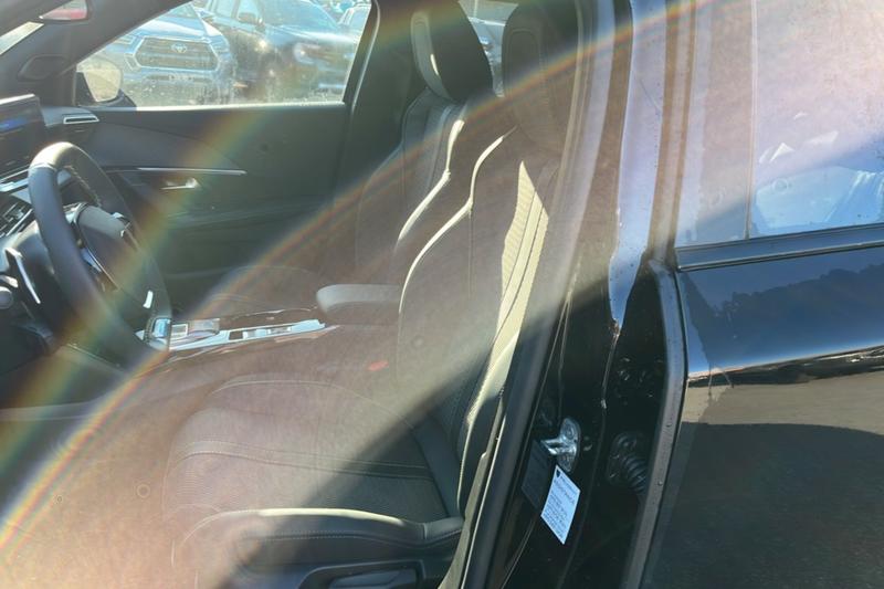 Peugeot 2008 Hybrid 145 E-Dsc6 Gt Visi