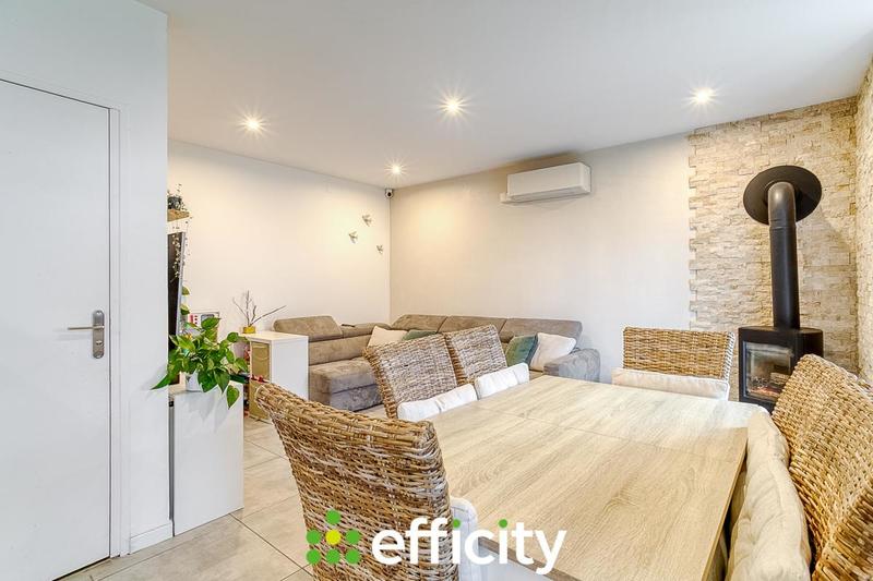 Maison - 80 m² - 3 pièces