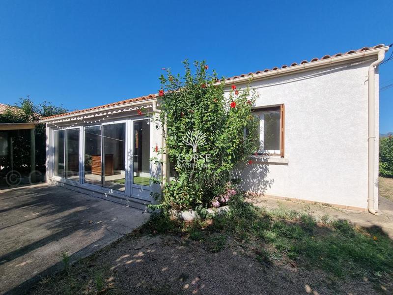 Maison - 80 m² - 3 pièces