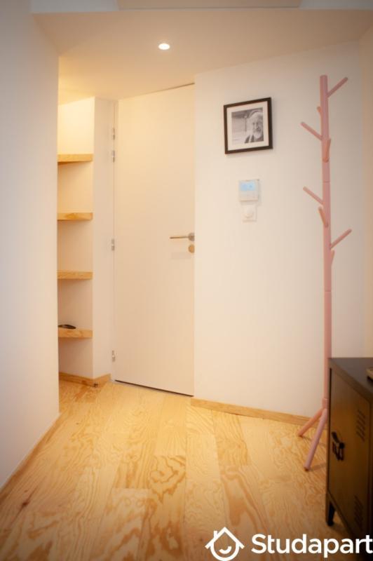 Chambre - 130 m² - 1 pièce