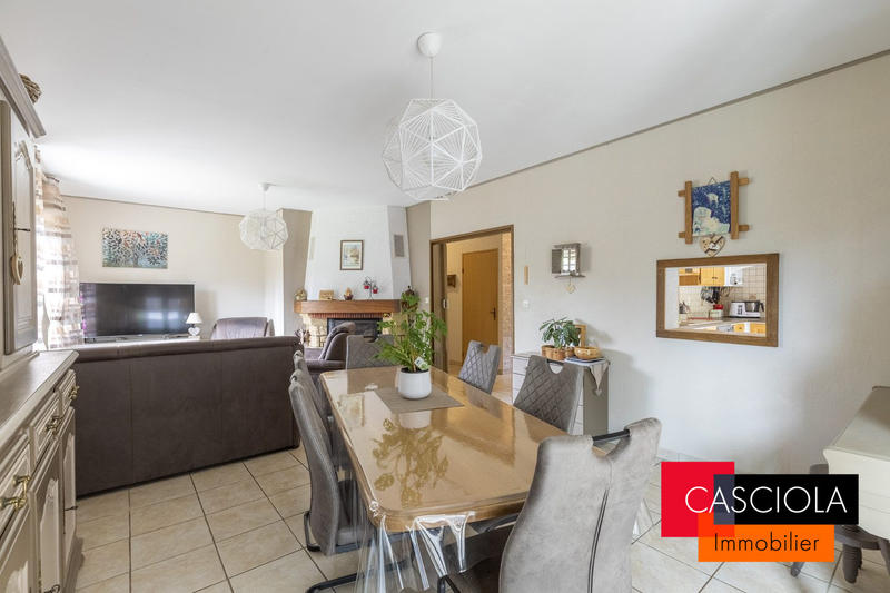 Maison - 141 m² - 6 pièces