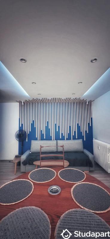 Chambre - 10 m² - 1 pièce