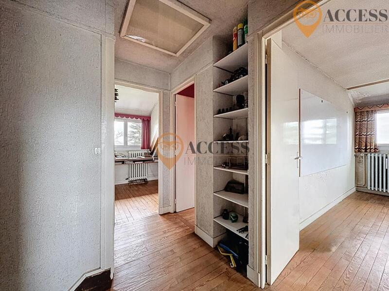 Maison - 211 m² - 7 pièces