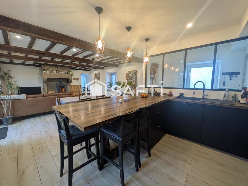 Maison - 150 m² - 5 pièces