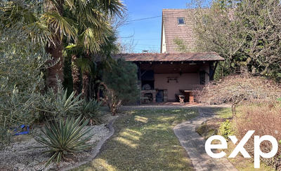 Maison - 210 m² - 7 pièces