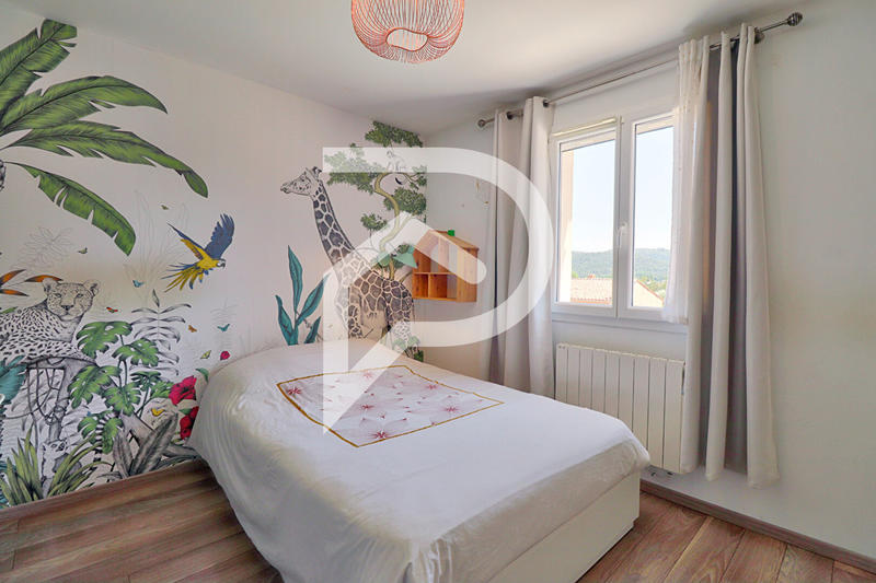 Villa - 138 m² - 6 pièces