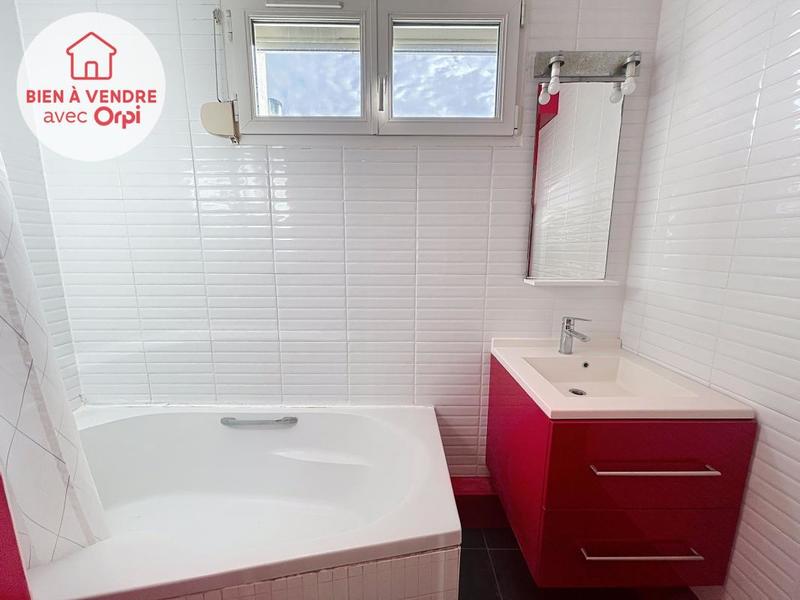 Appartement - 77 m² - 3 pièces