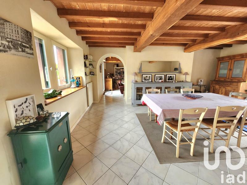 Maison - 231 m² - 10 pièces