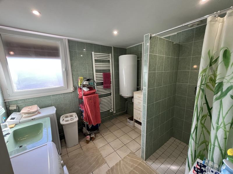 Maison - 92 m² - 4 pièces