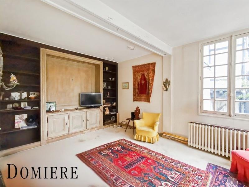 Duplex - 244 m² - 9 pièces