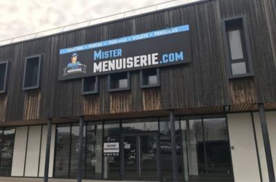 Local commercial - 446 m² - 3 pièces