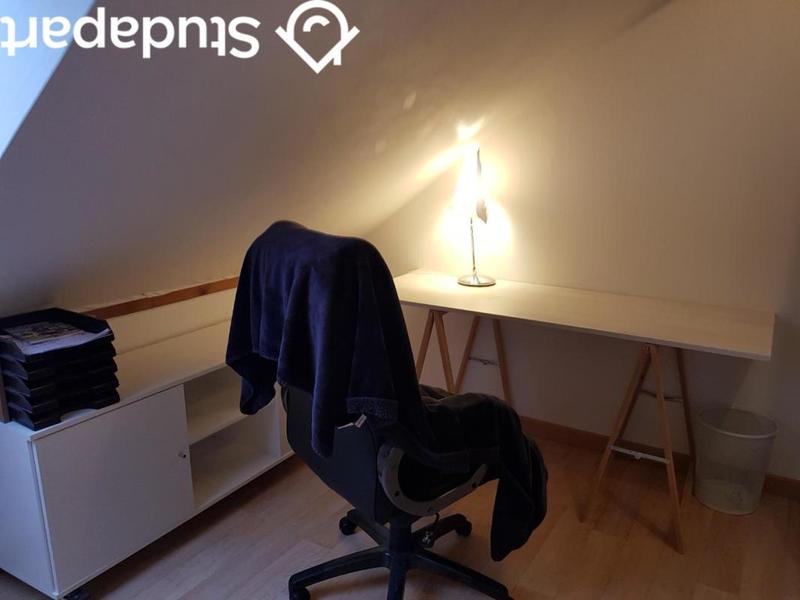 Chambre - 12 m² - 1 pièce