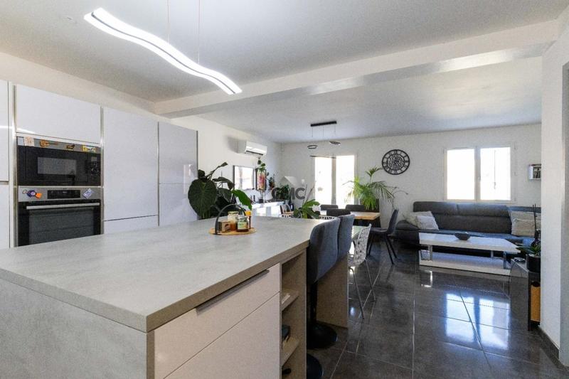 Villa - 85 m² - 4 pièces