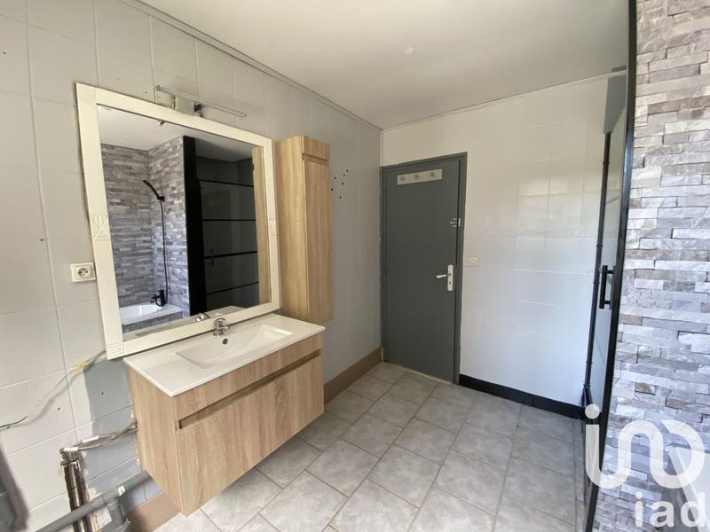 Maison - 200 m² - 7 pièces