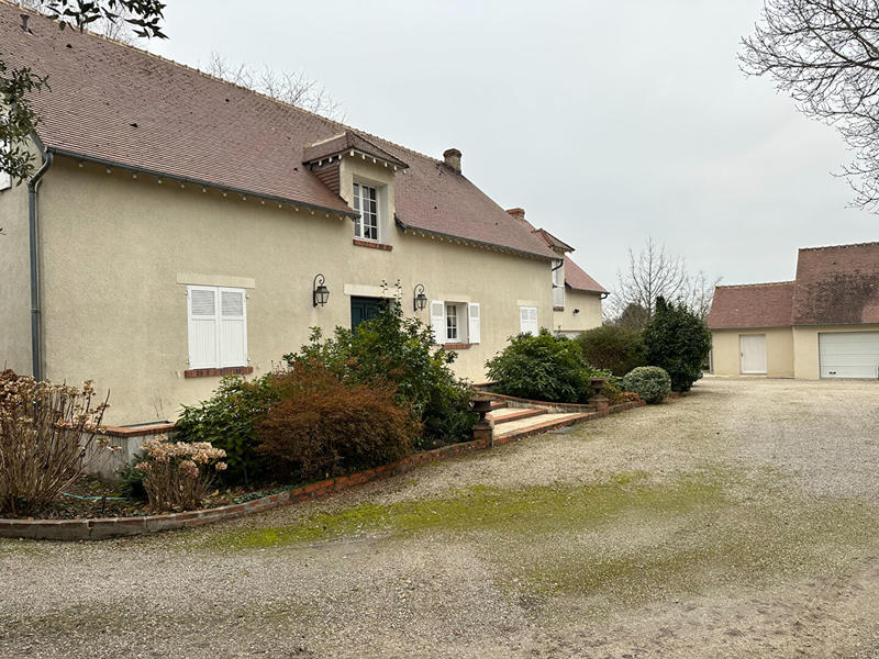 Maison - 274 m² - 7 pièces