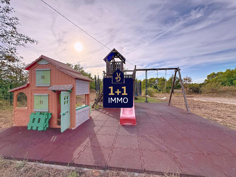 Villa - 261 m² - 11 pièces