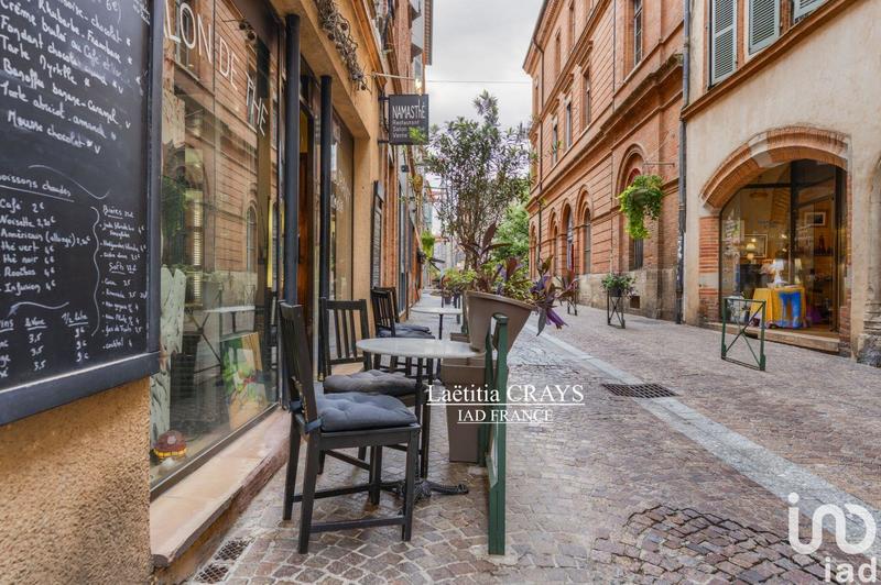 Local commercial - 213 m²