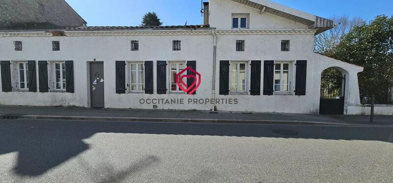 Maison - 145 m² - 8 pièces