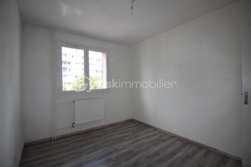 Appartement - 75 m² - 5 pièces