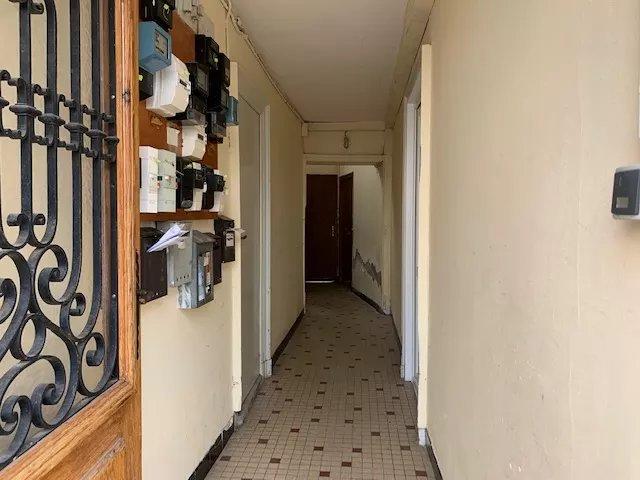 Immeuble - 304 m² - 20 pièces