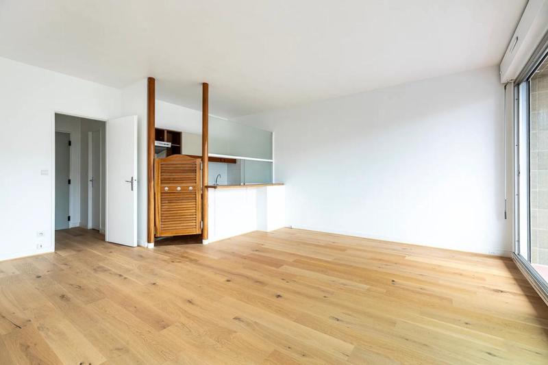 Studio - 37 m² - 1 pièce