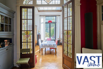 Maison ancienne - 250 m² - 8 pièces