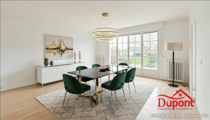 Maison - 236 m² - 10 pièces