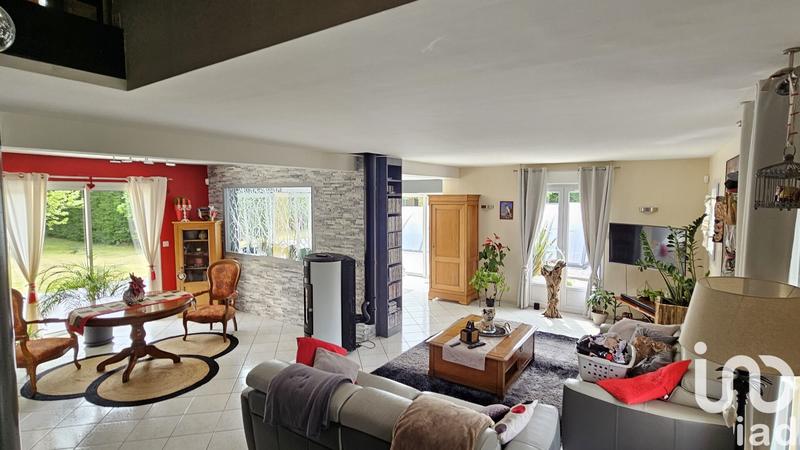 Maison - 188 m² - 8 pièces