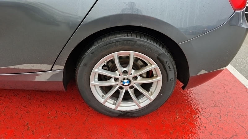 Bmw Série 1 II 118i Bva8 Sport