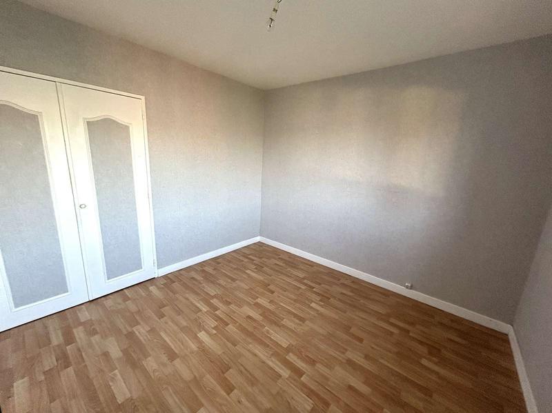 Maison traditionnelle - 95 m² - 5 pièces