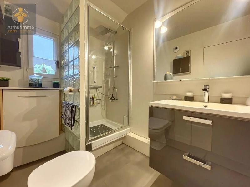 Appartement - 103 m² - 6 pièces