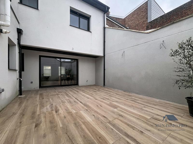 Maison contemporaine - 140 m² - 7 pièces