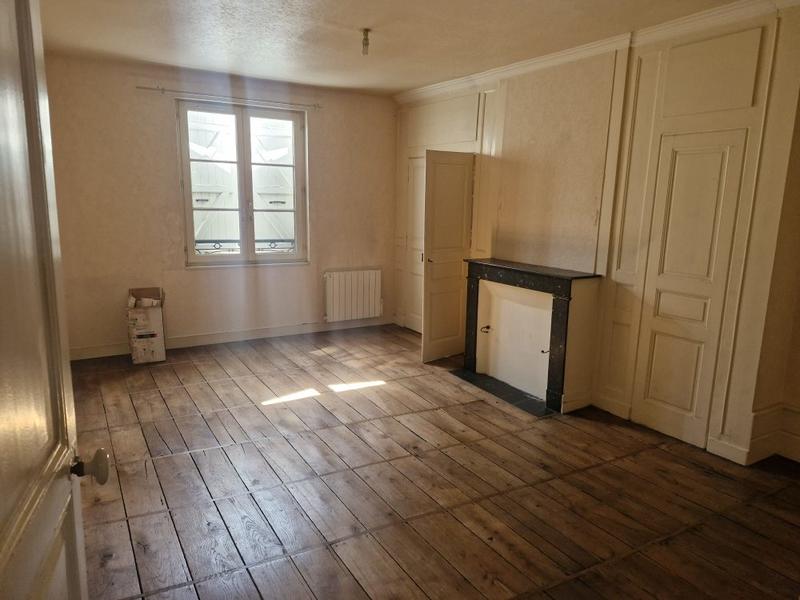 Appartement - 84 m² - 2 pièces