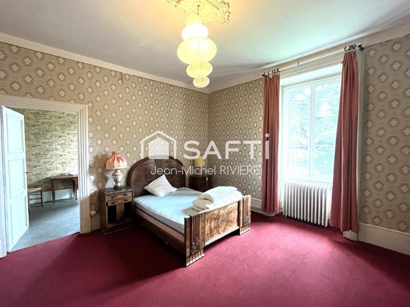 Maison de maîtres - 900 m² - 15 pièces