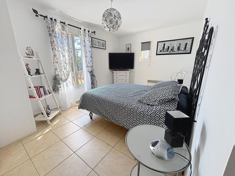 Villa - 120 m² - 5 pièces