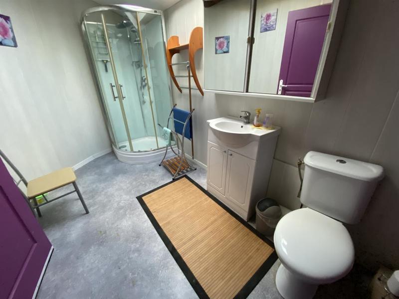 Propriété - 420 m² - 17 pièces