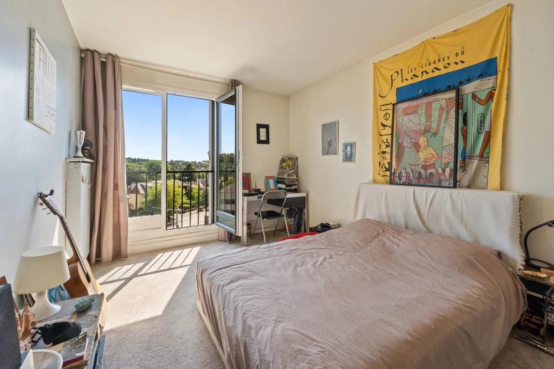 Appartement - 144 m² - 6 pièces