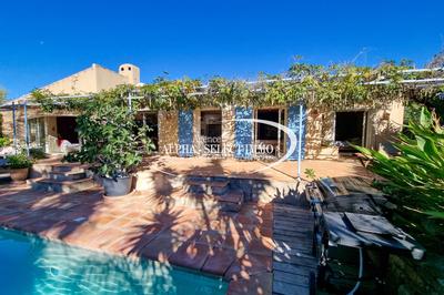 Villa - 168 m² - 7 pièces