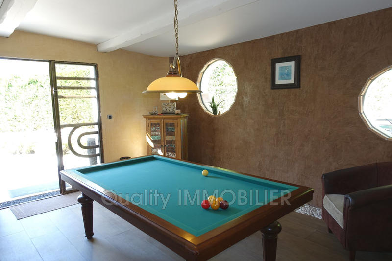 Villa - 310 m² - 7 pièces