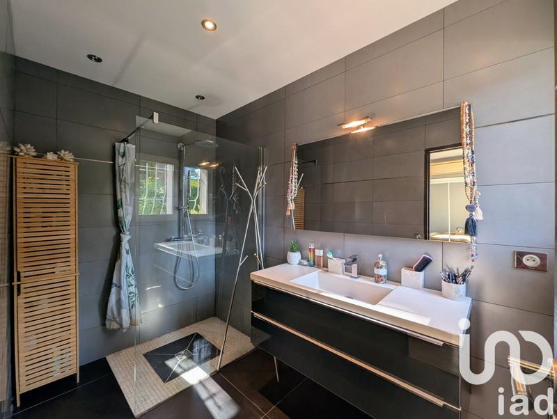 Maison - 108 m² - 4 pièces