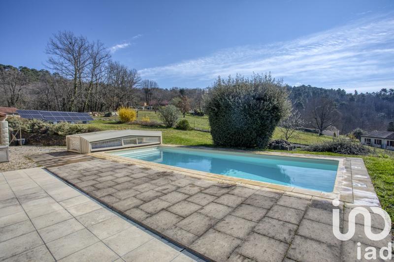 Maison - 185 m² - 6 pièces