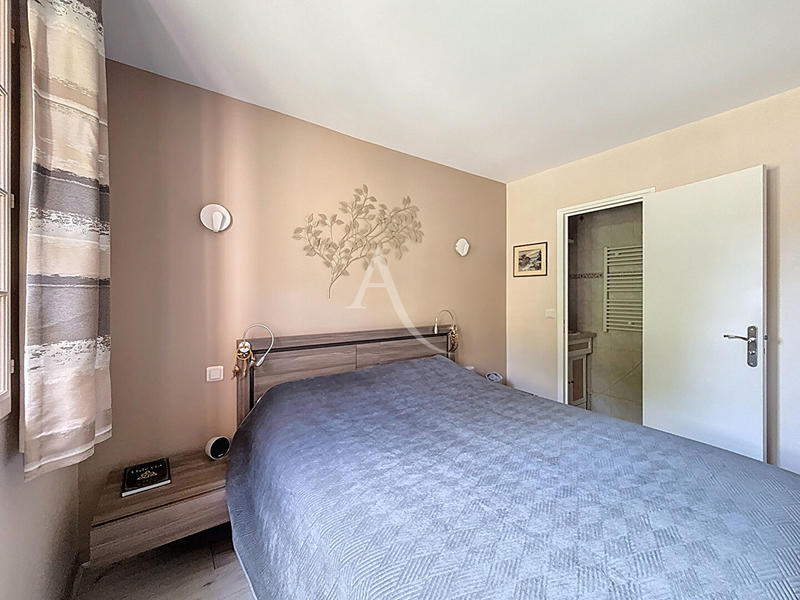 Maison - 140 m² - 7 pièces