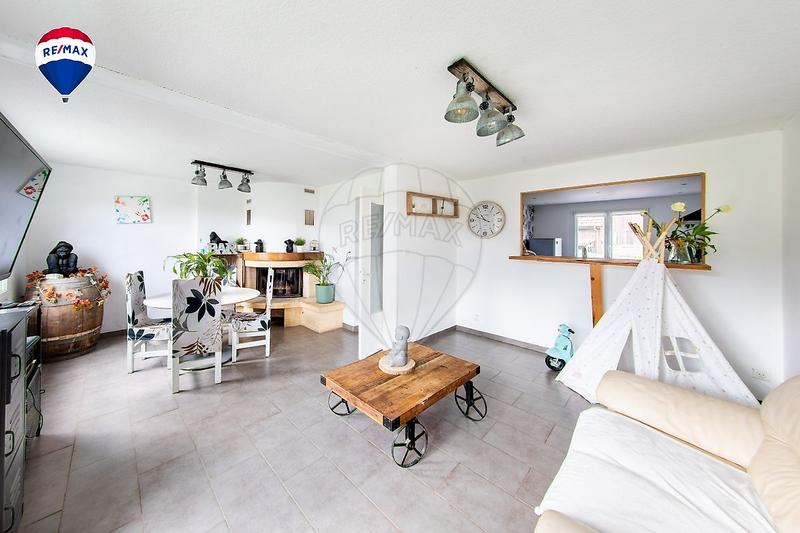 Maison - 100 m² - 6 pièces