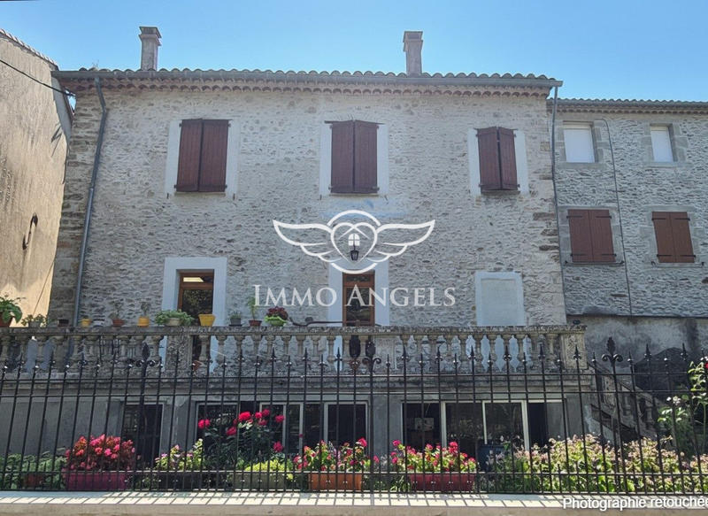 Maison ancienne - 276 m² - 10 pièces