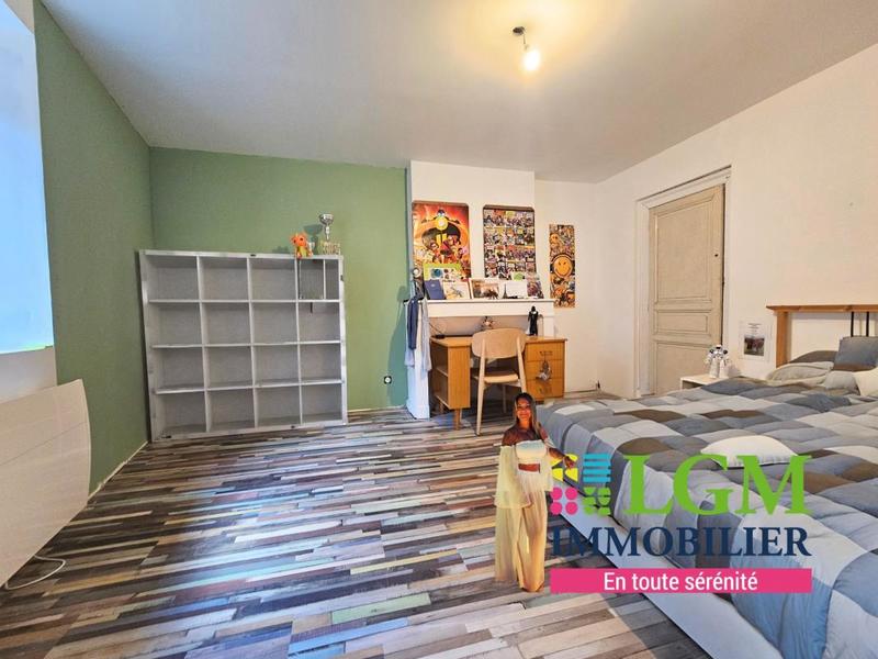 Maison - 180 m² - 6 pièces