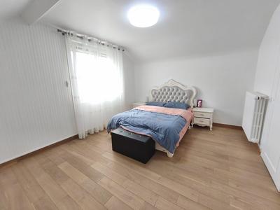 Maison - 138 m² - 7 pièces