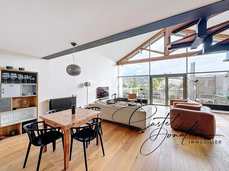 Appartement - 127 m² - 4 pièces